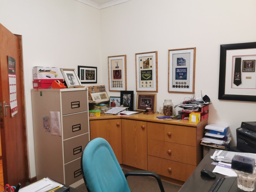 5 Bedroom Property for Sale in Piketberg Western Cape